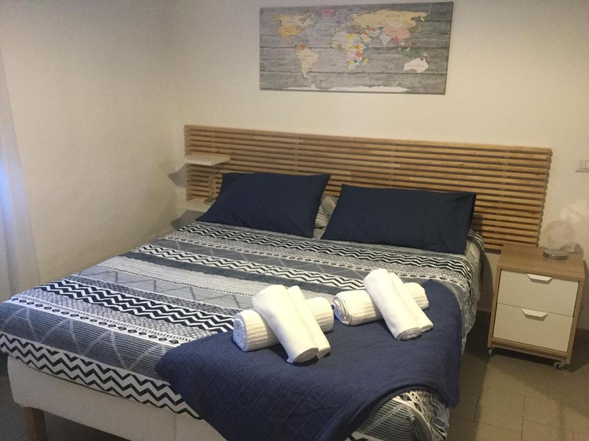 Casa Vittoria - A Pochi Passi Da Porta Romana Apartment เซียนา ภายนอก รูปภาพ