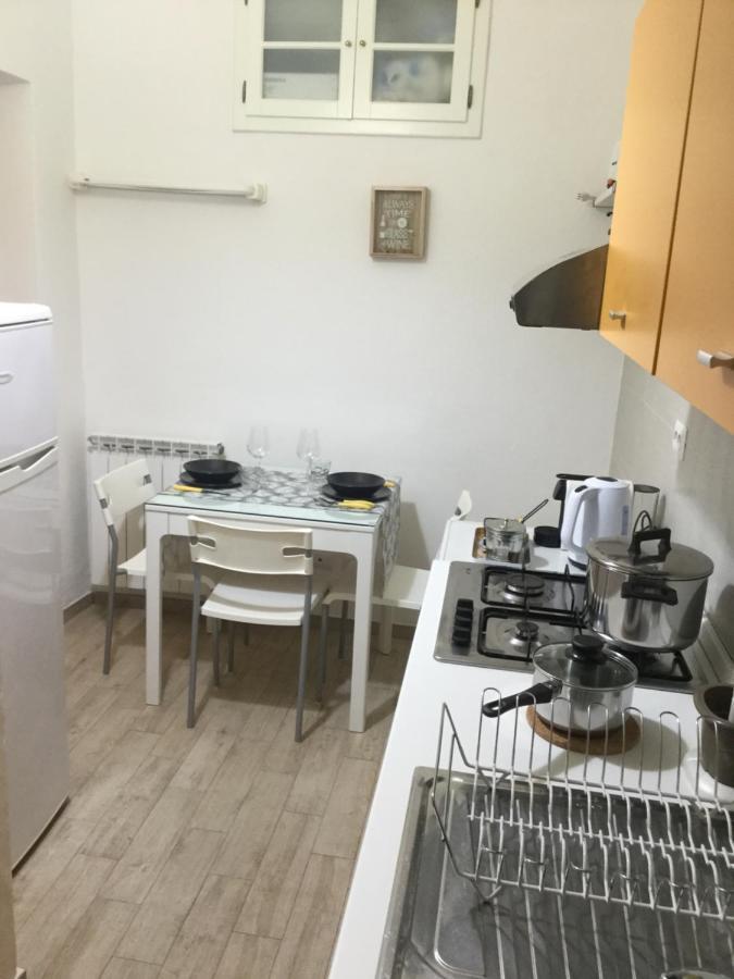 Casa Vittoria - A Pochi Passi Da Porta Romana Apartment เซียนา ภายนอก รูปภาพ
